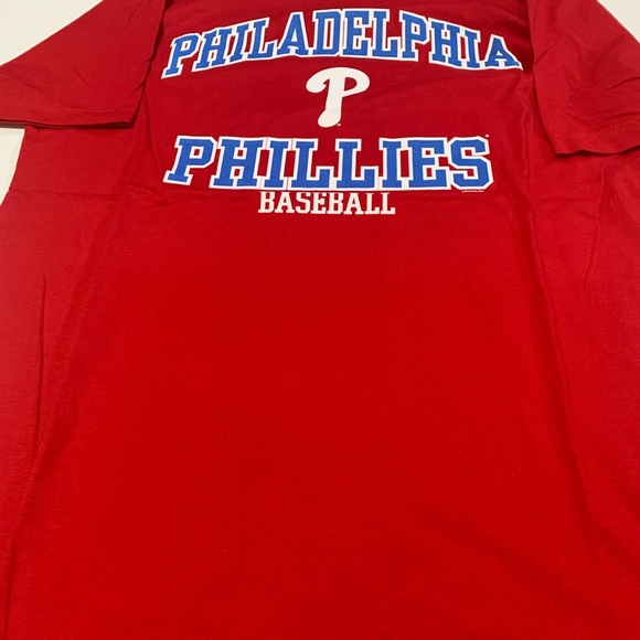 Red Philadelphia Phillies MLB Genuine Merchandise Unisex T-shirt - Picture 3 of 5